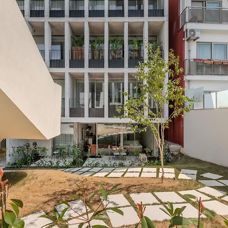 Urban Martinho By House And People *