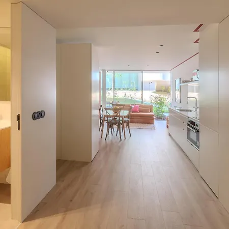 Urban Martinho By House And People