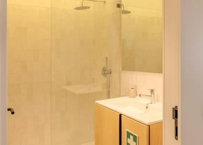 Urban Martinho By House And People *